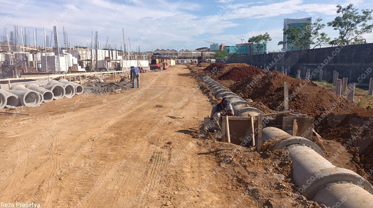 pemasangan gorong-gorong makassar